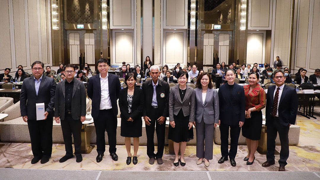 สนค. ศึกษาแนวทางพัฒนาสินค้าปาล์มน้ำมัน