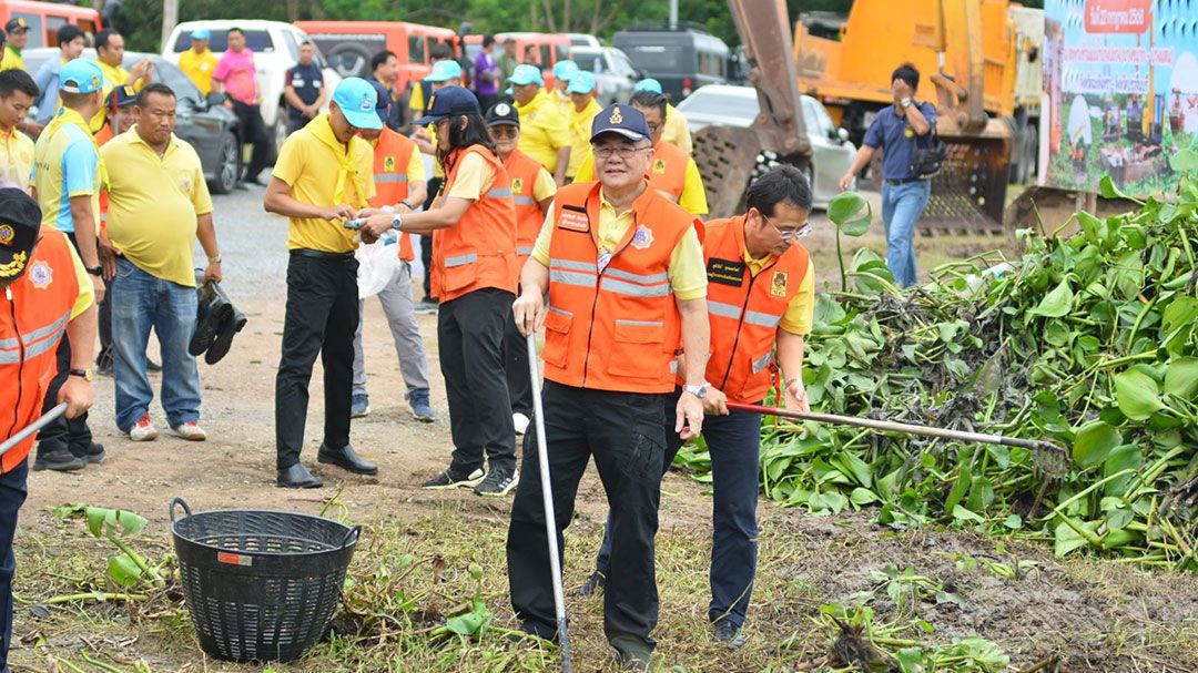 ฉะเชิงเทรา–ปราจีนบุรี–นครนายก บูรณาการ ร่วมมือกำจัดผักตบชวา วัชพืชกีดขวางทางน้ำ
