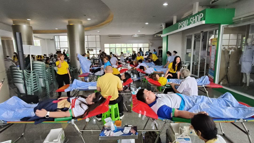 ชาวพิษณุโลกรวมใจ! 'บริจาคเลือด1แสนซีซี' ส่งพลังรักสู่ชายแดน เพื่อทหาร-ประชาชน