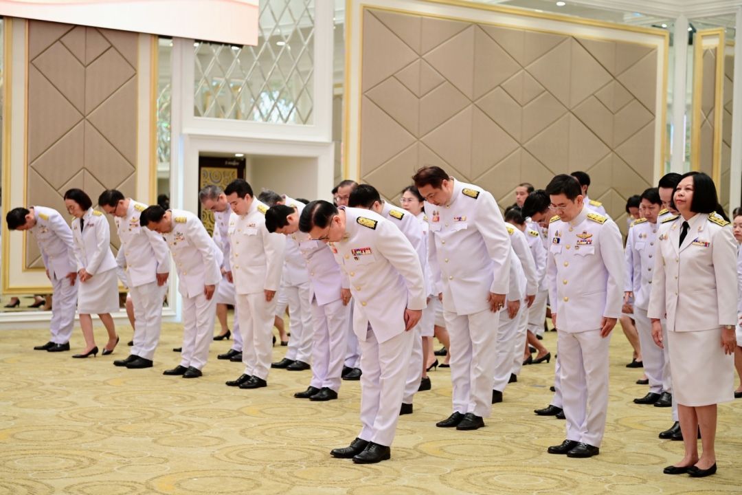 “จตุพร” นำคณะกระทรวงพาณิชย์ ถวายพระพรชัยมงคลและถวายสัตย์ปฏิญาณฯ เนื่องในวันเฉลิมพระชนมพรรษา พระบาทสมเด็จพระเจ้าอยู่หัว