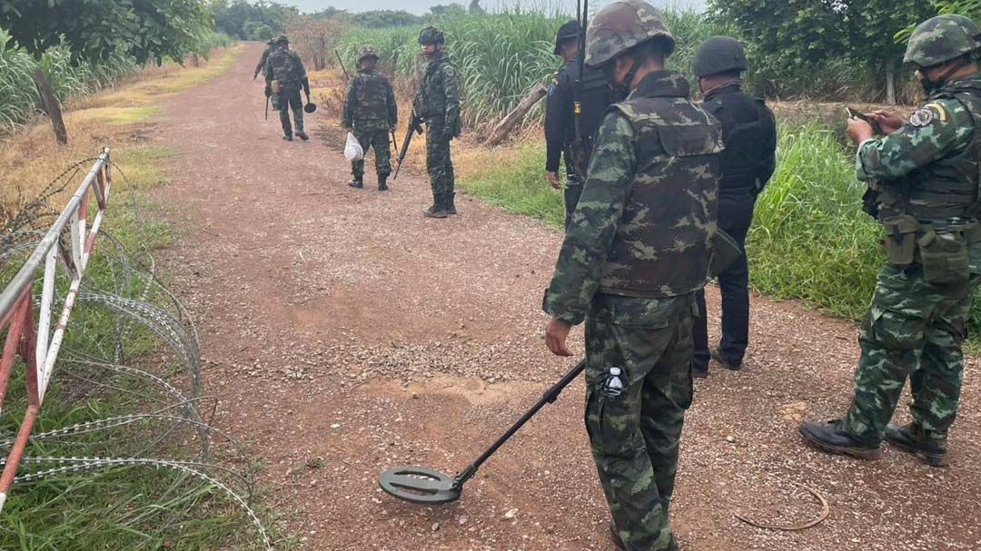 ‘กกล.บูรพา’ผลักดันเขมรพ้น 4 จุดสระแก้ว รื้อสิ่งปลูกสร้างละเมิด MOU43