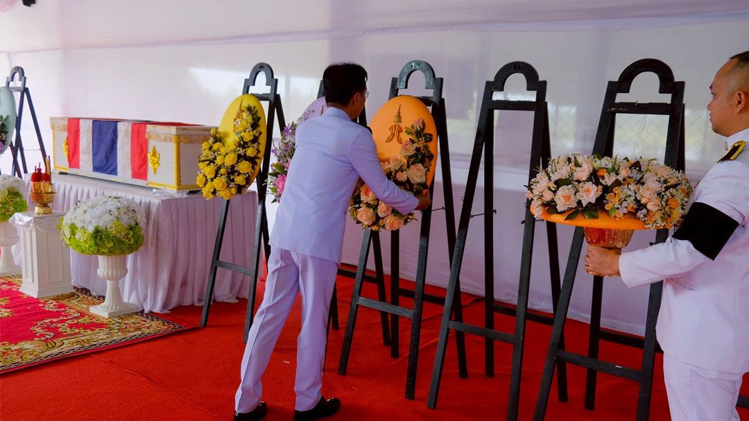 โปรดเกล้าฯ พระราชทานน้ำหลวงอาบศพ ‘สิบโทต่อพงษ์ พันดวง’ ทหารกล้าพลีชีพ