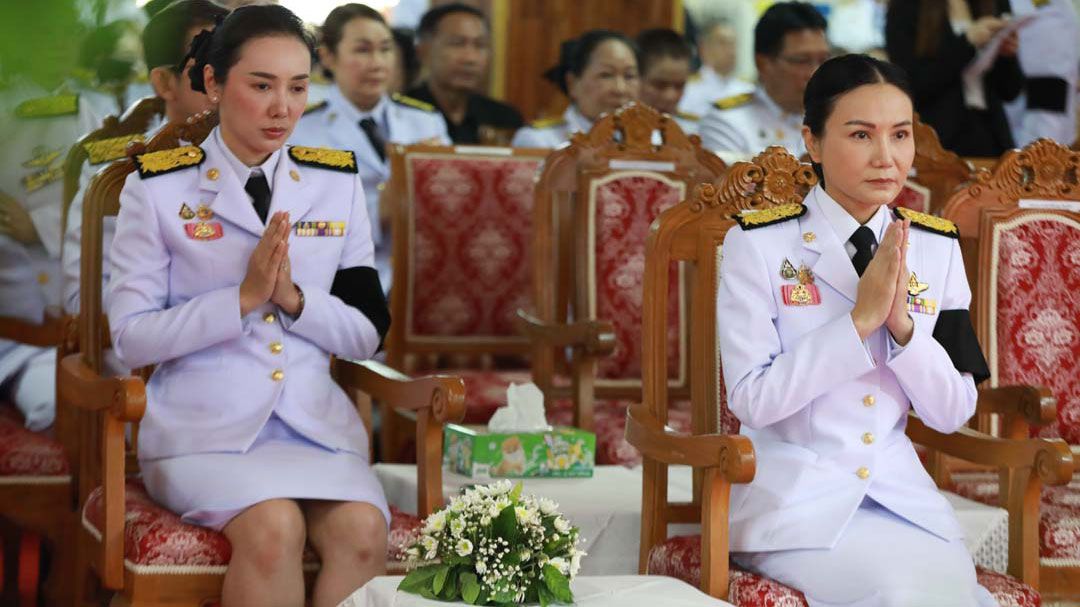 'รมว.นฤมล'นำทีม ศธ.ร่วมส่งดวงวิญญาณเหยื่อเหตุชายแดนไทย-กัมพูชา