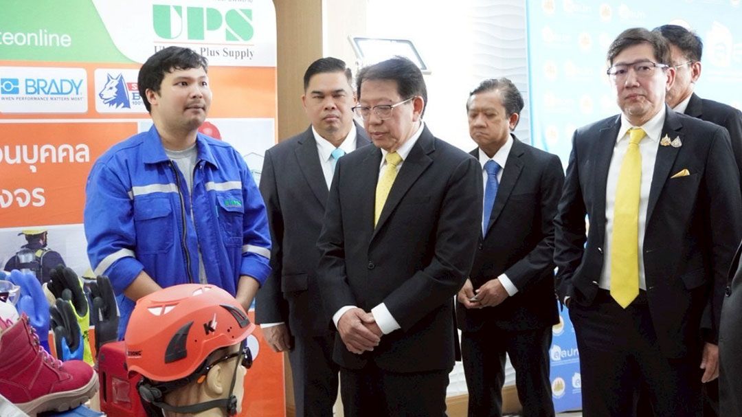 รมว.แรงงานดัน 'Zero Accident'มอบเลขาฯ 'สุรสิทธิ์'เปิดเวทีใหญ่ เสริมเกราะแรงงานภาคใต้