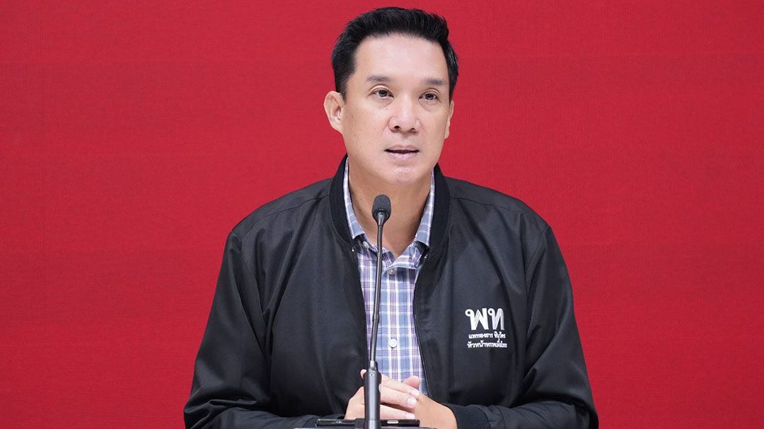 ‘เพื่อไทย’ชิงสยบข่าวลือ  ยัน‘แพทองธาร’ไม่ไขก๊อก  เมินเสียงไล่พร้อมไปต่อ  กำชื่อ‘ชัยเกษม’นั่งนายกฯ