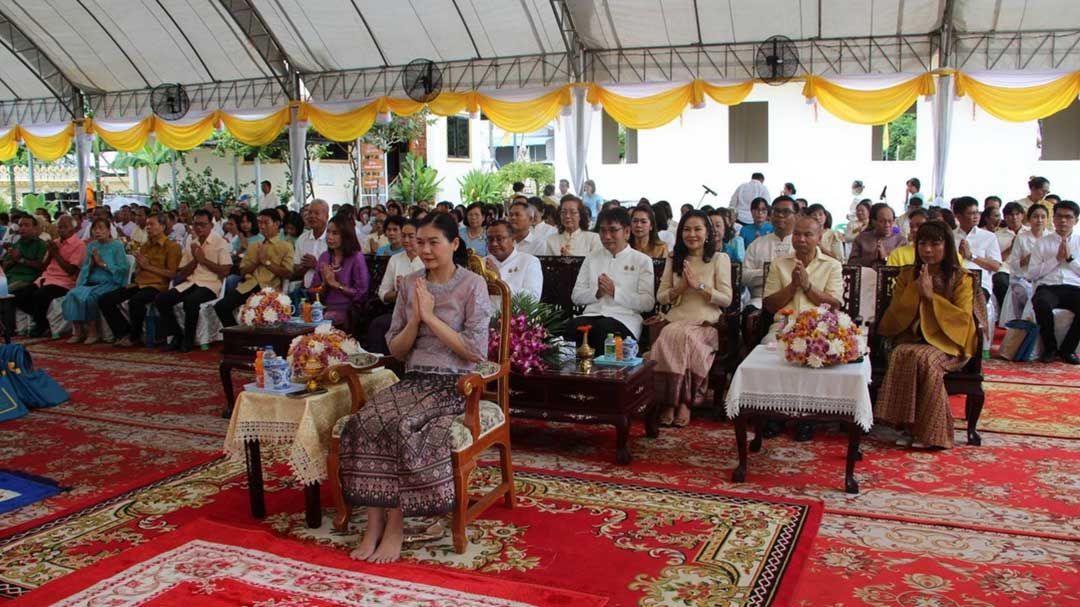 รมต.น้ำ-ชาวร้อยเอ็ด ร่วมพิธียกช่อฟ้า ‘ศาลากตัญญู’ เพื่อรำลึกบุญคุณบุรพาจารย์