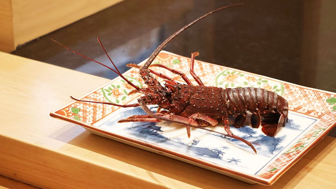 Ginza Tenharu Bangkok เมนูพิเศษและผลงานศิลปะลิมิเต็ดเอดิชัน  ฉลองครบรอบ 8 ปี