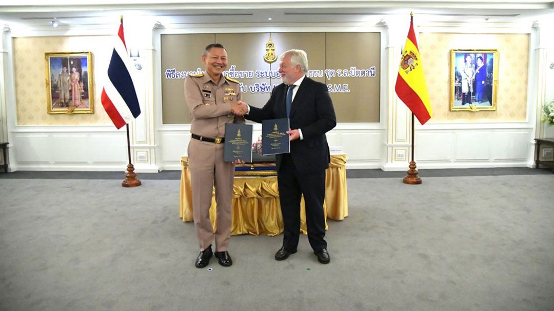 ผบ.ทร.ลงนามในสัญญาจ้างปรับปรุงเรือตรวจการณ์ไกลฝั่งชุดเรือหลวงปัตตานี