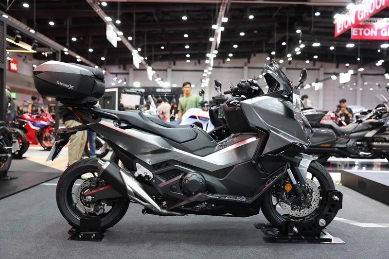 ฮอนด้าบิ๊กไบค์ เผยโฉม New Honda Forza750 Custom Special Edition