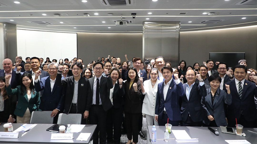 ซีพี ผนึกทุกกลุ่มธุรกิจ เดินหน้าสู่ Carbon Neutral 2030 ด้วยนวัตกรรม–พลังงานสะอาด