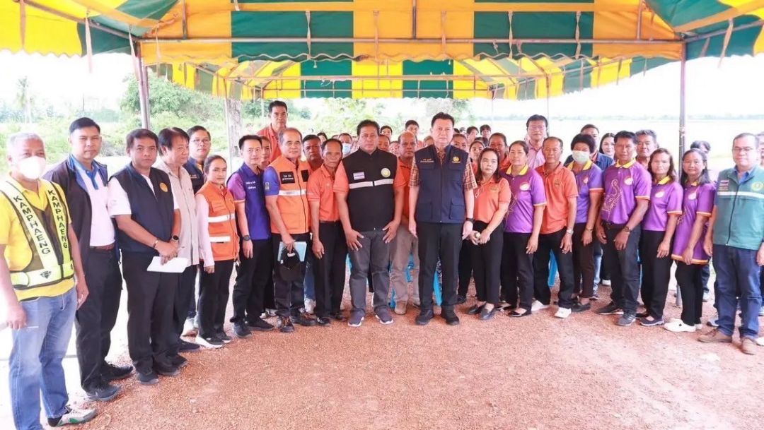สชป.4 ร่วมสำรวจ 4 จุดเสี่ยงอุทกภัย คลองขลุง–ขาณุวรลักษบุรี จ.กำแพงเพชร