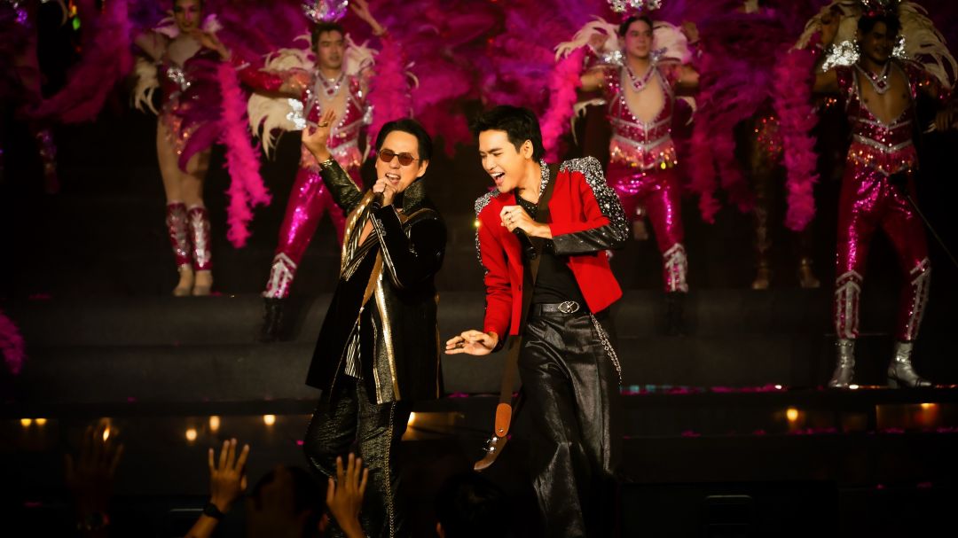 ครั้งแรกของ ‘เบิร์ด ธงไชย X โจอี้ ภูวศิษฐ์’ กับซิงเกิลหมอลำสุดม่วน ‘ด็อกเตอร์แดนซ์ซิ่ง’