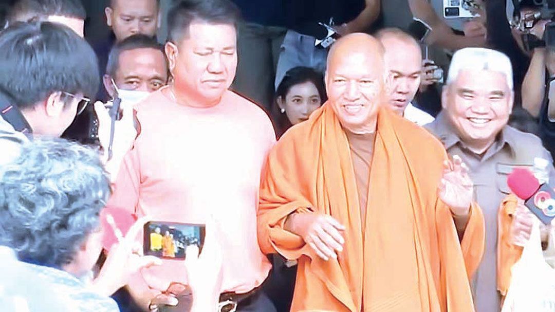 พบเส้นเงินวัด1,000ล้านโยง30คนใกล้ชิด ‘อลงกต’นอนคก ‘หมอบี’วืดประกัน-ศาลกลัวหนี