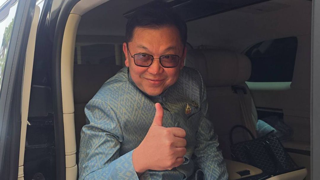 ‘จตุพร’ลั่นเป็นนักการเมืองเต็มตัว อุบตอบเอียงไปหนุน‘ภูมิใจไทย’หรือไม่