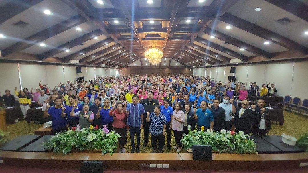 บิ๊กแจ๊สลุยเอง! เปิดโครงการส่งเสริมอาชีพ เพิ่มทักษะชาวบ้านรับมือเศรษฐกิจผันผวน