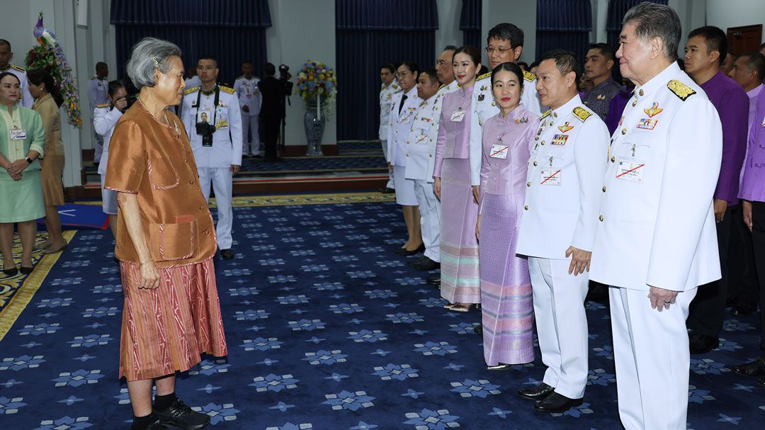 ‘กรมสมเด็จพระเทพฯ’ พระราชทานพระราชวโรกาส ให้นายภูมิธรรม เวชยชัย นำคณะ เฝ้าฯ