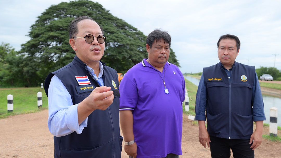 กรมชลฯจัดสื่อมวลชนสัญจรเขื่อนแม่กลอง ติดตามบริหารจัดการน้ำ–แผนรับมือภัยแล้งปี69