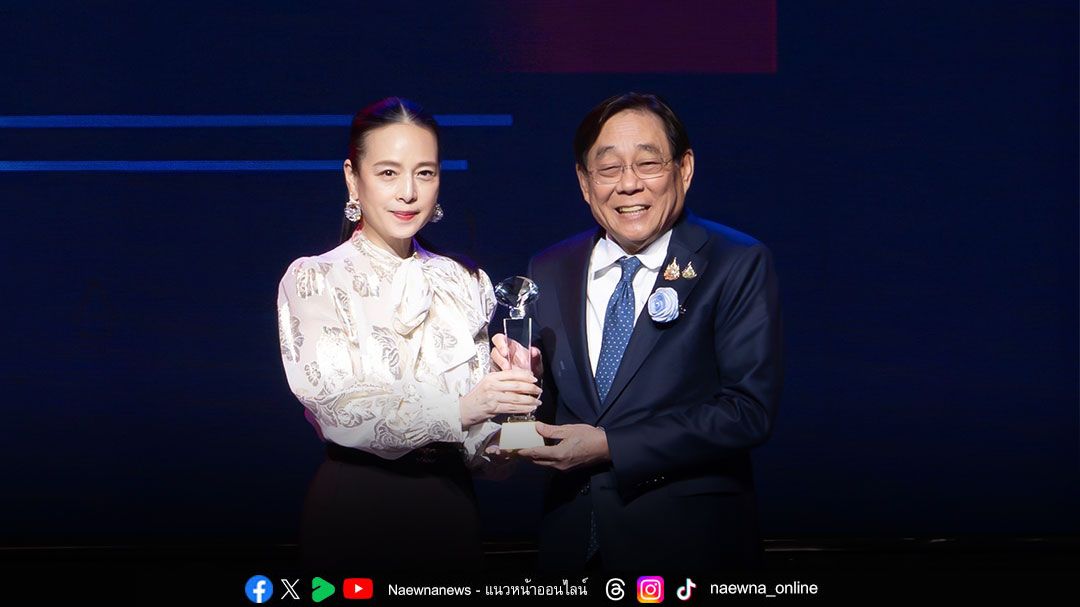 ‘มาดามแป้ง-นวลพรรณ’ นำทัพ ‘เมืองไทยประกันภัย’ คว้ารางวัลเกียรติยศสูงสุด และผู้ทำประโยชน์ต่อธุรกิจ จาก คปภ.