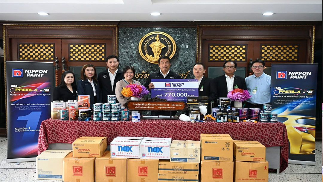‘ชัชชาติ’รับมอบสีนิปปอนเพนด์หนุนหลักสูตรช่างซ่อมสีรถยนต์