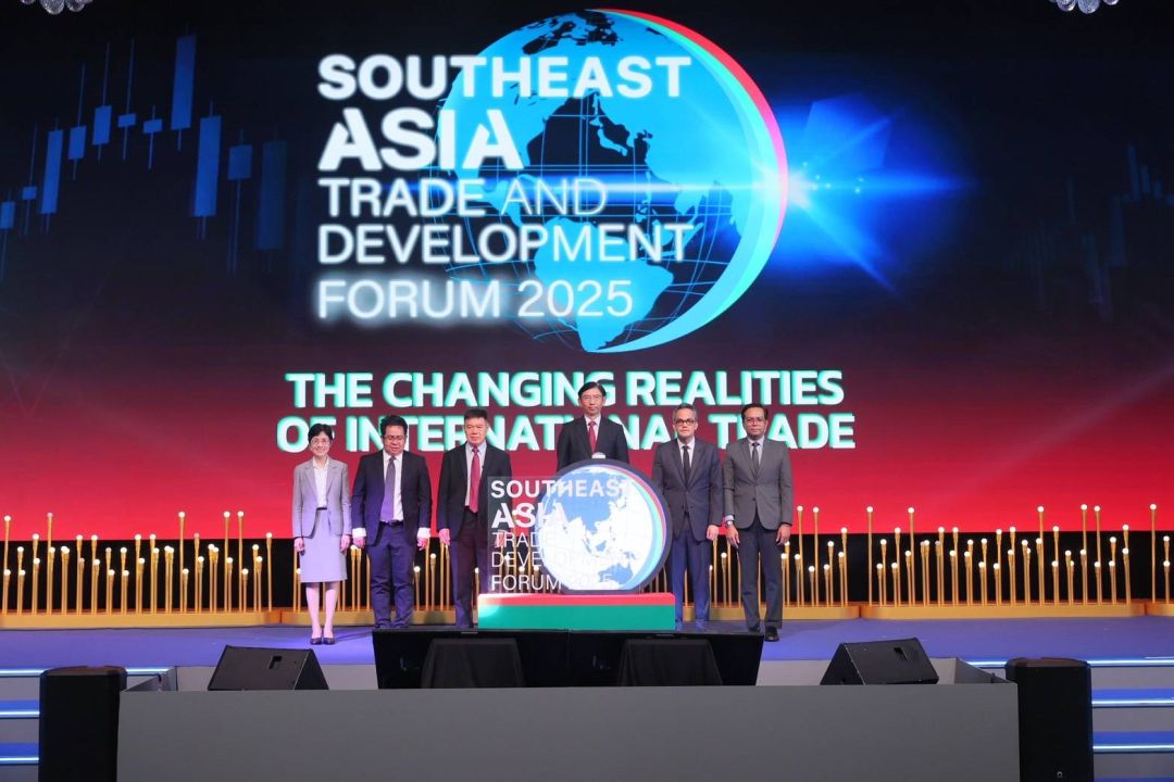 เศรษฐกิจโลกพลิกขั้ว เอเชียผงาดท่ามกลางแรงเสียดทานมะกัน