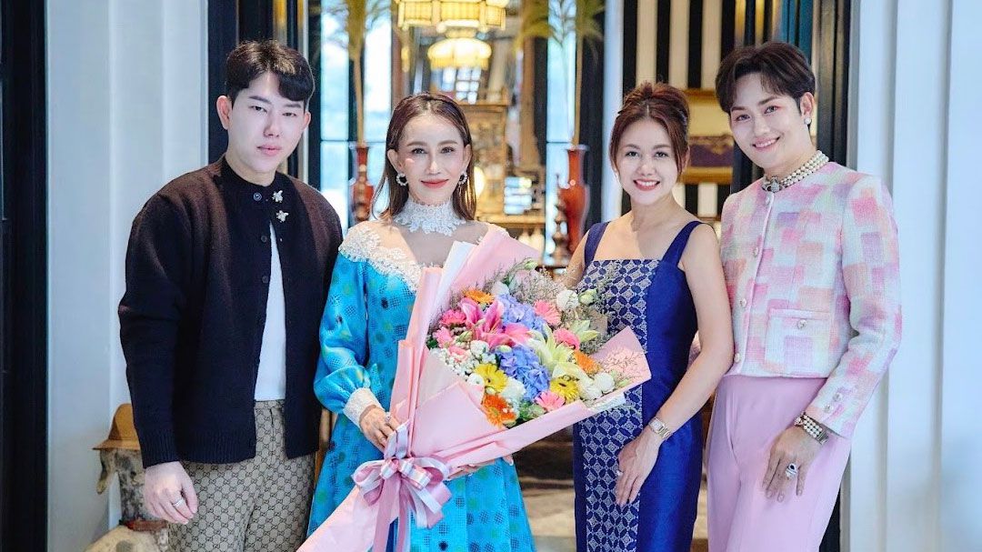 อบอุ่นเรียบง่าย! มิตรสหายพร้อมหน้าร่วมฉลองวันคล้ายวันเกิด ดร.อนัญญา ธนปฏิญญากุล