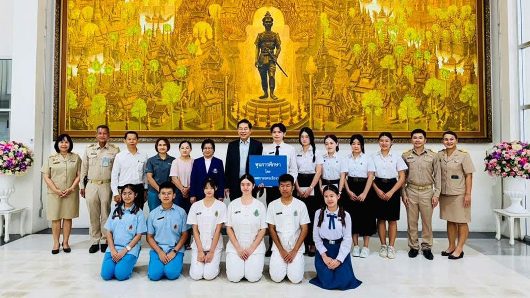 เทศบาลนครเชียงราย  มอบทุนศึกษาจน ป.ตรี  เพิ่มโอกาสลดเหลื่อมล้ำ