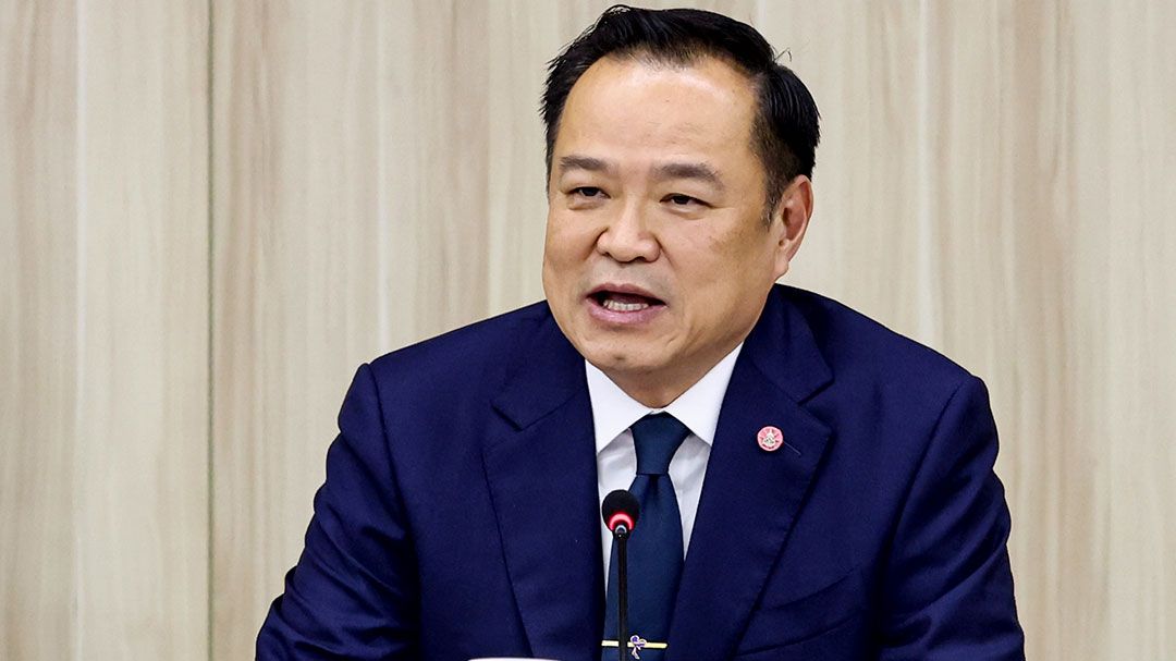 ‘อนุทิน’เสียงแข็ง  ไม่เปิดด่านชายแดนไทย-เขมร  คนชายแดนหนุน‘สร้างรั้วกั้น’