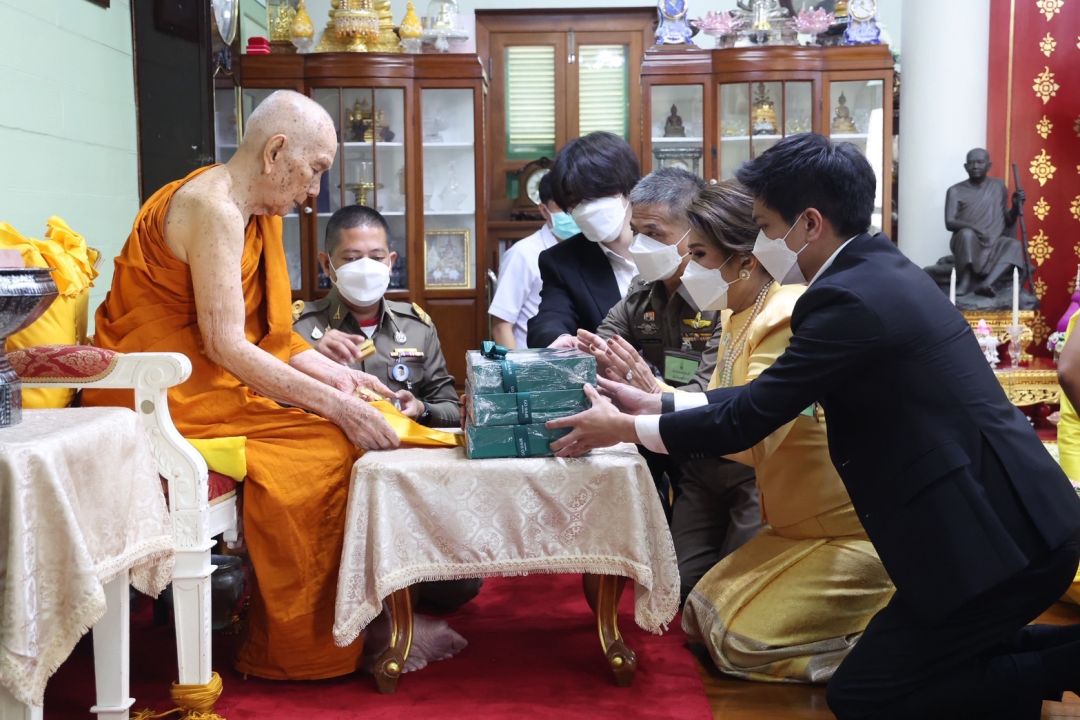 ‘สมเด็จพระสังฆราช’ประทานพร ‘ประธานกมธ.พัฒนาสังคมฯ’