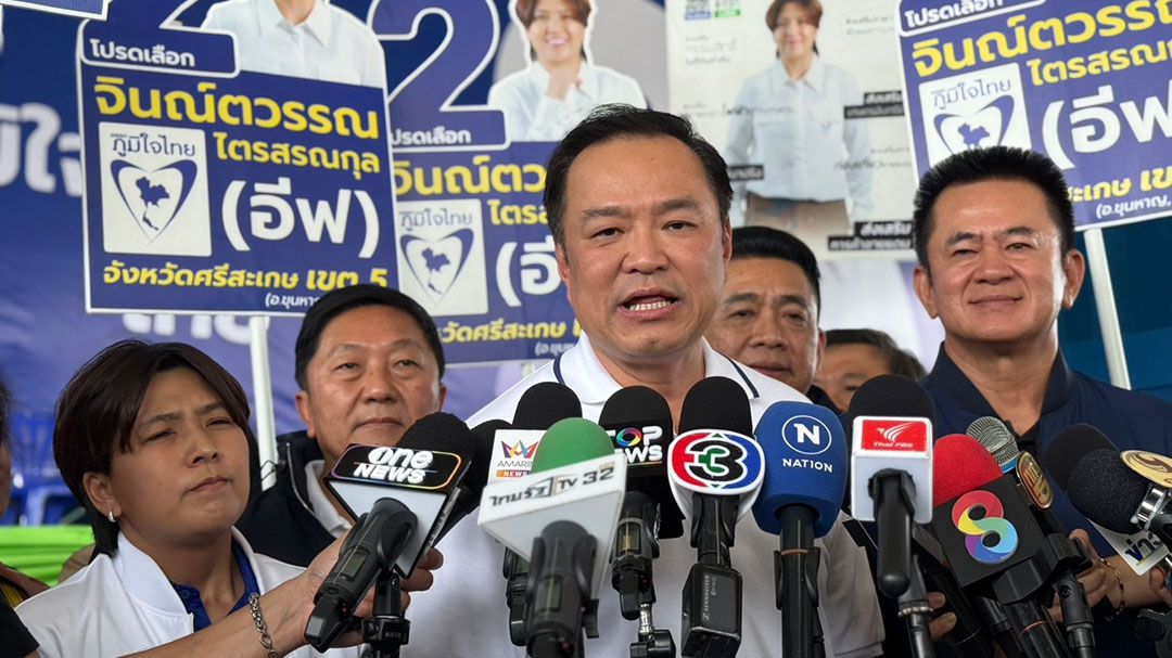 นายกฯประกาศหนุนทหารเต็มที่  ให้สิทธิ์ขาดกองทัพ!  ตัดสินใจ‘เปิด-ปิดด่าน/สร้างรั้ว’