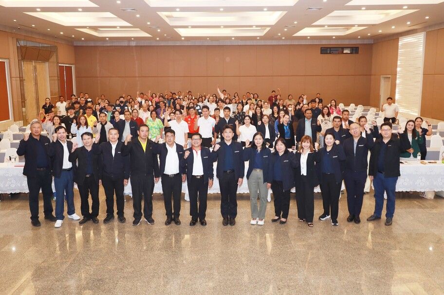 กรมธุรกิจพลังงาน เดินหน้าสร้างความเข้าใจการกำกับดูแลธุรกิจพลังงานครั้งที่ 16  ณ จังหวัดสุราษฎร์ธานี ครอบคลุม 4จังหวัดภาคใต้ฝั่งอ่าวไทย  เสริมแกร่งผู้ประกอบการสู่ Energy Transitionอย่างยั่งยืน