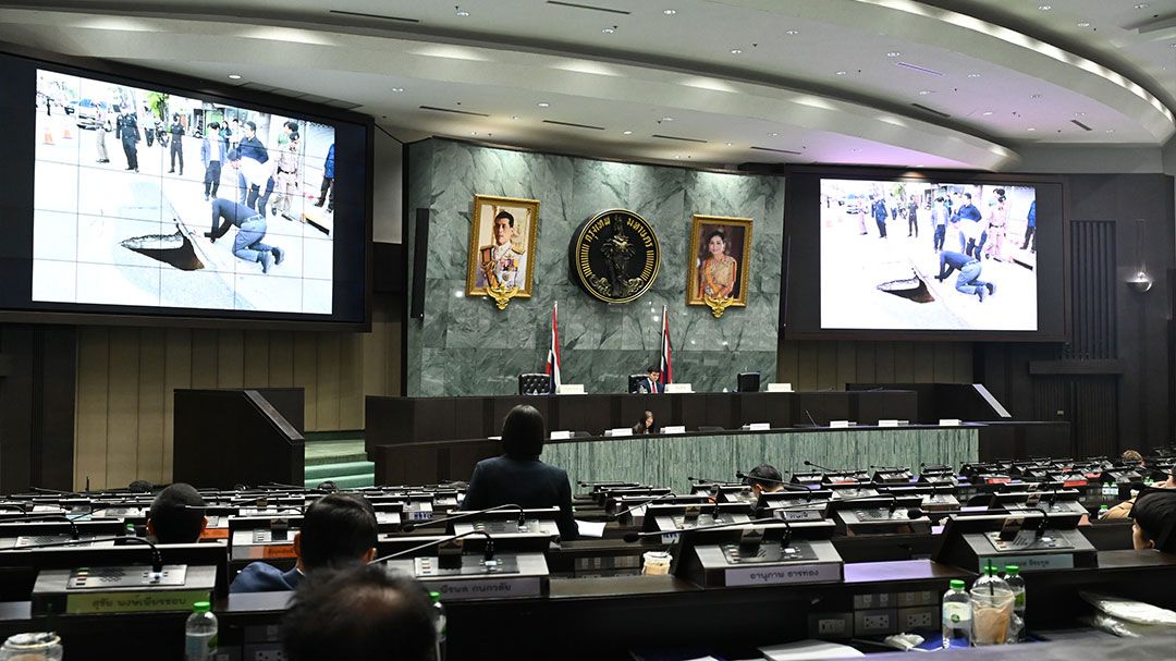 สภากทม. ห่วงโครงการขุดเจาะทั่วกรุง ขอเร่งหาสาเหตุ-ทางแก้จากเหตุถนนทรุด ตรวจสอบไม่ให้เกิดเหตุซ้ำ