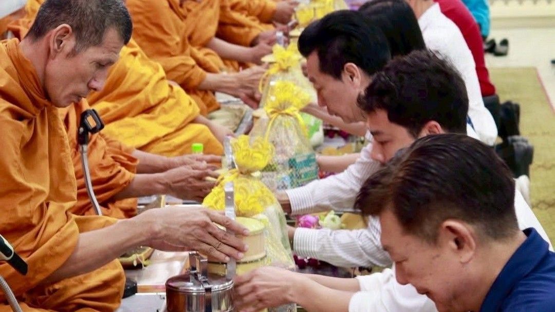 รพ.กำแพงแสนฉลอง 38 ปี! ผู้นำท้องถิ่นร่วมพิธีทำบุญใหญ่ เพื่อความเป็นสิริมงคล