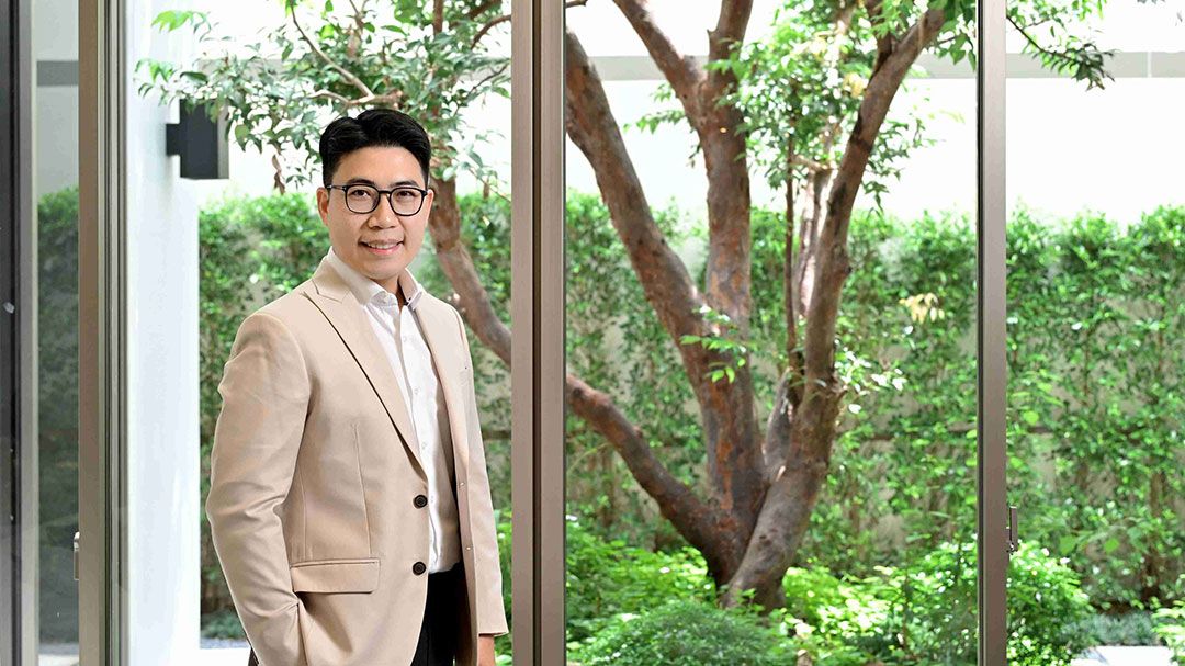 สัมมากร ส่ง Home Financial Specialist