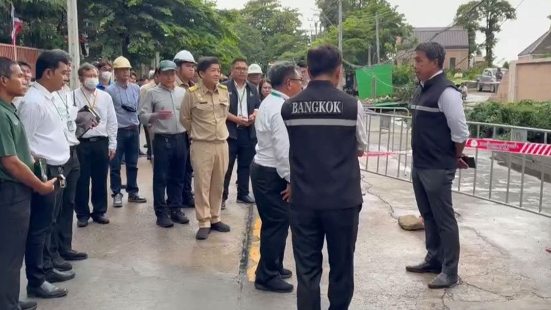 ถนนทรุดตัวหน้าการไฟฟ้าฯเขตยานนาวา ไม่กระทบรพ.เจริญกรุงประชารักษ์