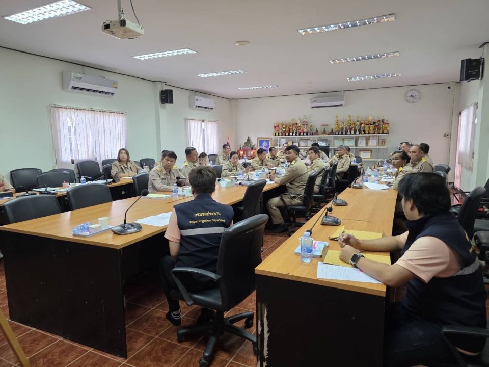 โครงการก่อสร้าง สชป. 9 ร่วมประชุมสภาเทศบาลตำบลพวา ชี้แจงโครงการก่อสร้างฝายบ้านคลองครก