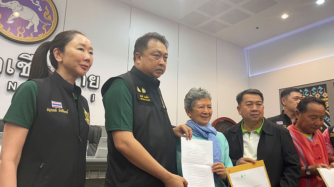 'สุชาติ'ลุยเชียงรายสั่งสำรวจเยียวยา-เตรียมชงข้อมูลนายกฯแก้พิษปนเปื้อนแม่น้ำกก