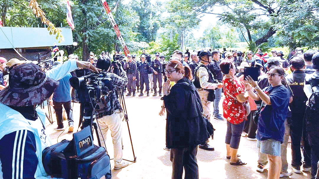กองทัพจัดชุดคฝ.คุมเข้ม‘หนองจาน-หนองหญ้าแก้ว’ ลุยเก็บกู้ทุ่นระเบิด