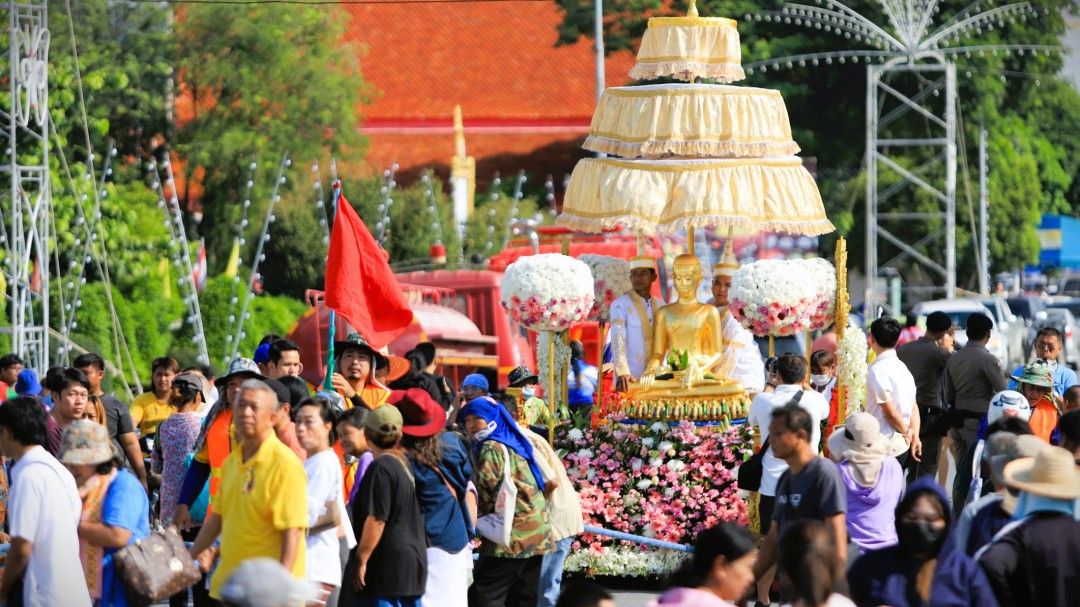 สืบสานมรดกชาติ! ลพบุรีเปิดงานประเพณี ‘แห่พระศรีอริยเมตไตรย วัดไลย์’