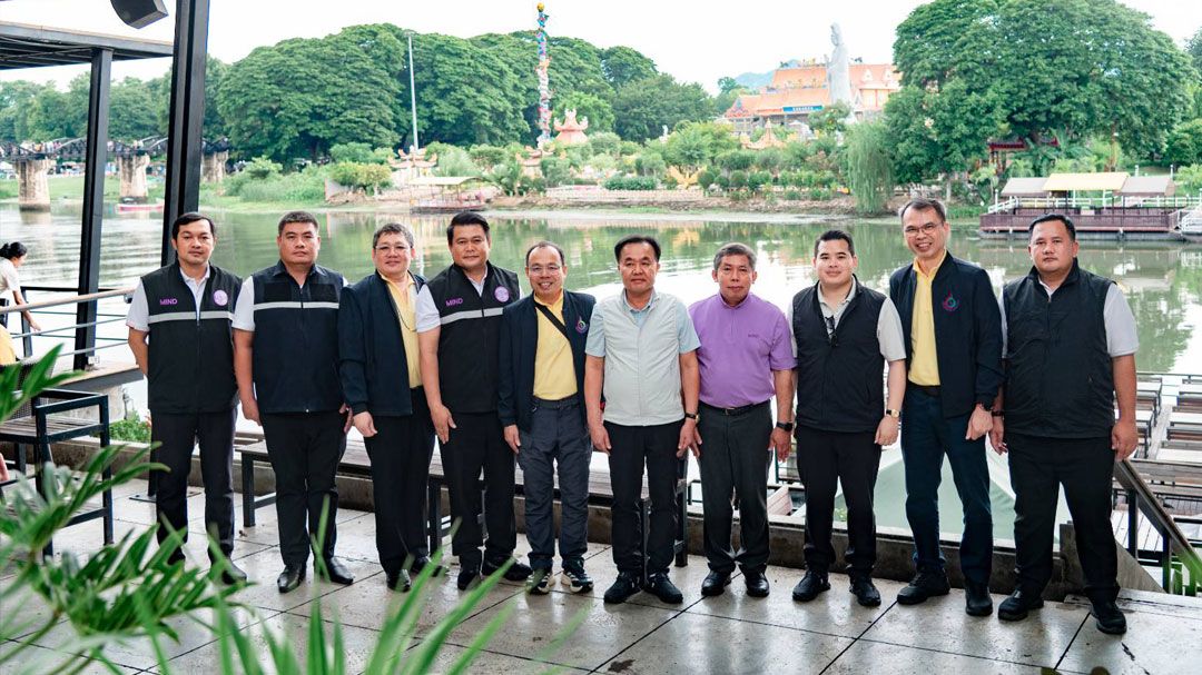 ปัญหาฝุ่นต้องจบ! จ่าสิงห์ ลุยเมืองกาญ ดันมาตรฐานโรงงานสะอาด ลด PM2.5 ควบคู่จ้างงานคนพื้นที่