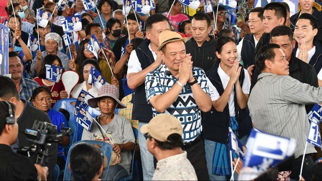 ลุยเมืองกาญจน์หาเสียงช่วยลูกพรรค  ‘หนู’ปราศรัยเดือด  ย้ำขออาสารับใช้ประชาชน