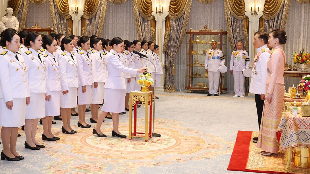 ‘ในหลวง-พระราชินี’พระราชทานพระบรมราชวโรกาสให้ ผู้พิพากษา-ตุลาการศาลรธน.-อัยการประจำกอง เข้าเฝ้าฯถวายสัตย์ปฏิญาณ