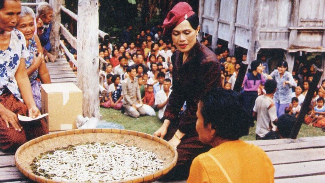 น้อมรำลึกในพระมหากรุณาธิคุณ ‘สมเด็จพระพันปีหลวง’ โครงการในพระราชดำริ ‘มูลนิธิส่งเสริมศิลปาชีพฯ’