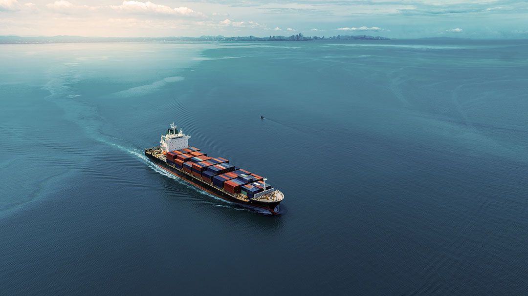 ส่งออกปีหน้าเสี่ยงติดลบ สหรัฐตั้งกำแพงภาษีเพิ่ม-ค่าบาทแข็ง