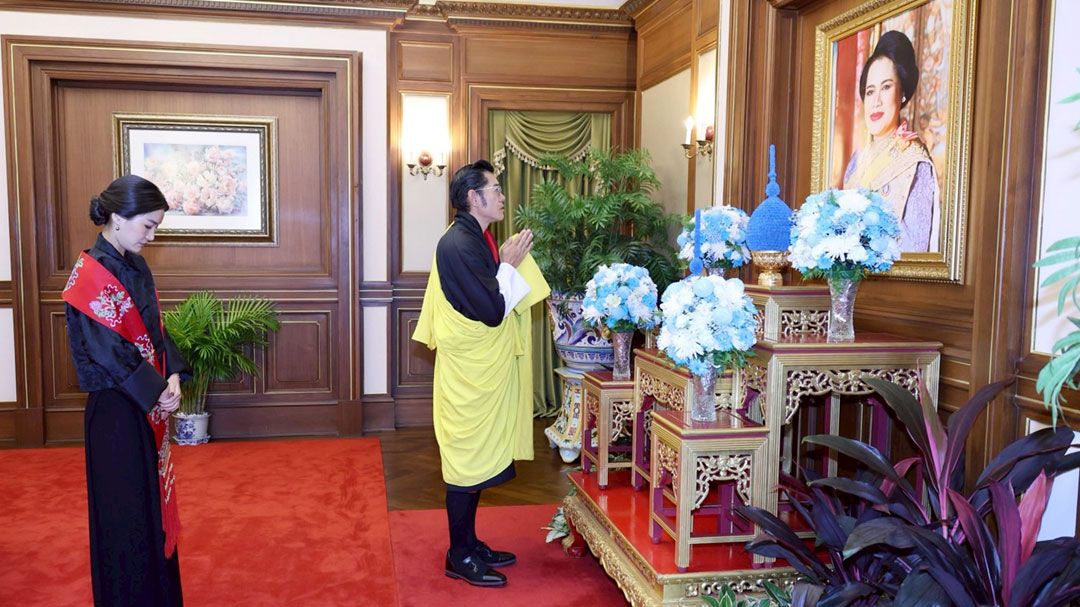 ถวายสักการะ-สวดพระอภิธรรมพระบรมศพ ‘กษัตริย์จิกมี-ราชินี’เสด็จฯ รัฐบาลจัดพิธีบำเพ็ญกุศล 30ต.ค.-ครบ7วันสวรรคต