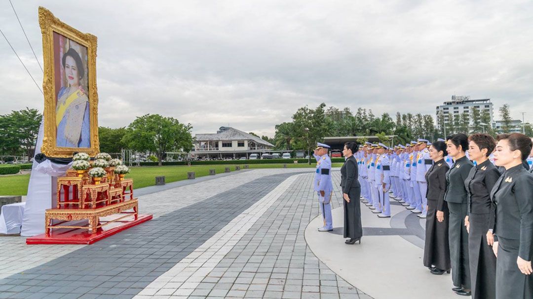 'กองทัพเรือ'จัดพิธีแสดงความอาลัยในวาระครบ 7 วัน (สัตตมวาร) ถวายแด่ 'สมเด็จพระพันปีหลวง'