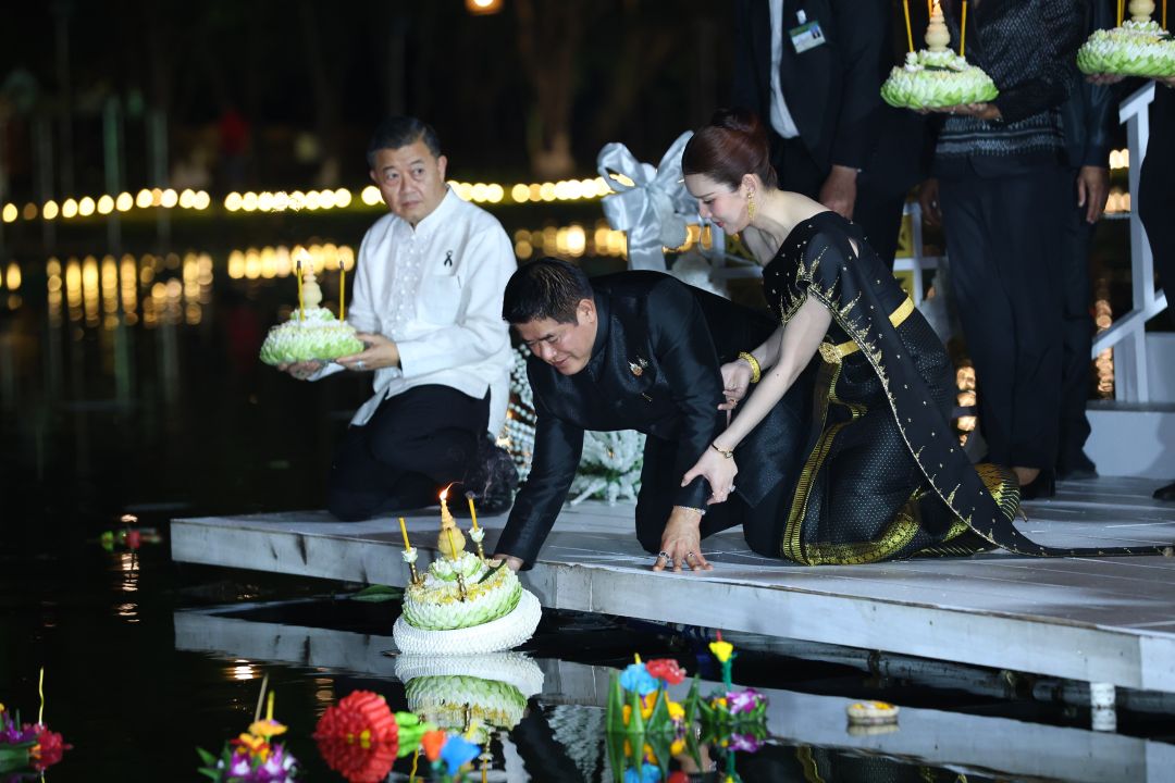 เปิดภาพงดงาม Maha Loi Krathong @Ayutthaya น้อมรำลึกในพระมหากรุณาธิคุณ'สมเด็จพระพันปีหลวง'