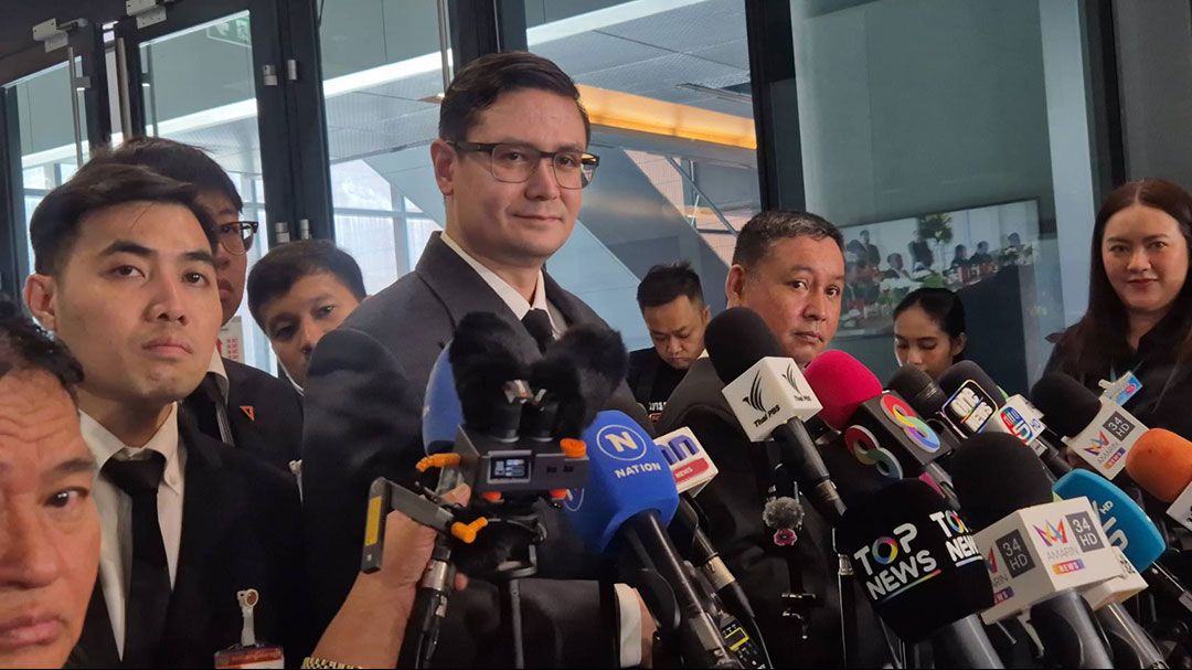 ‘โรม’ดักคอ‘หนู’  ชิงยุบสภาเข้าทาง‘โจรอุ้มโจร’  ปชน.ขู่ยื่นซักฟอกรอคุยพท.