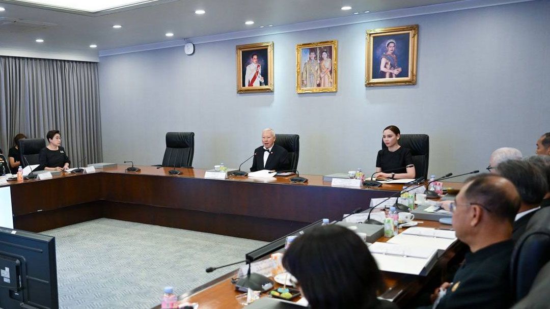 'บวรศักดิ์'ประชุมคกก.ฝ่ายจัดสร้างพระเมรุมาศ ให้ดำเนินการด้วยความเรียบร้อย สมพระเกียรติ