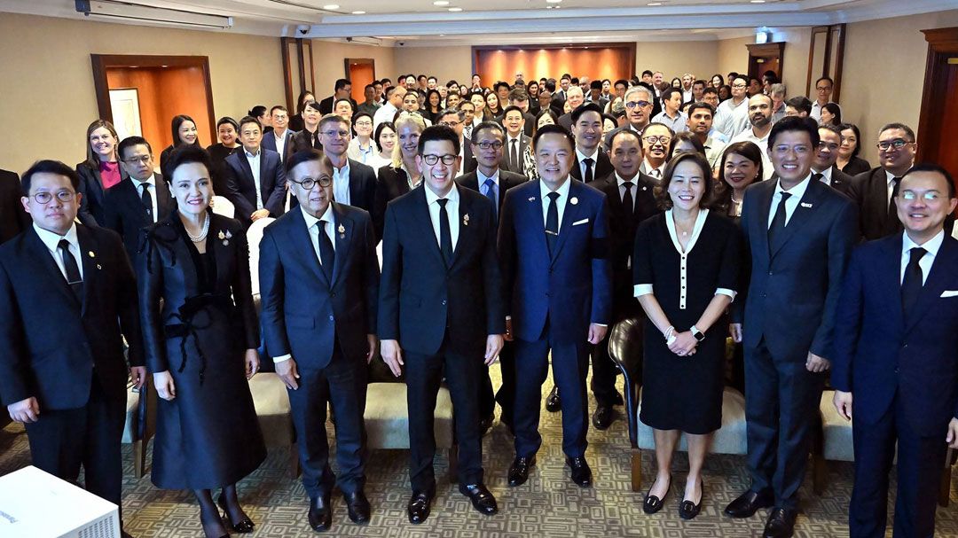 นายกฯ พบคนไทยในสิงคโปร์ ย้ำสองชาติ เดินหน้าร่วมมือศก. ความมั่นคงทางอาหาร-ส่งเสริมสุขภาพ