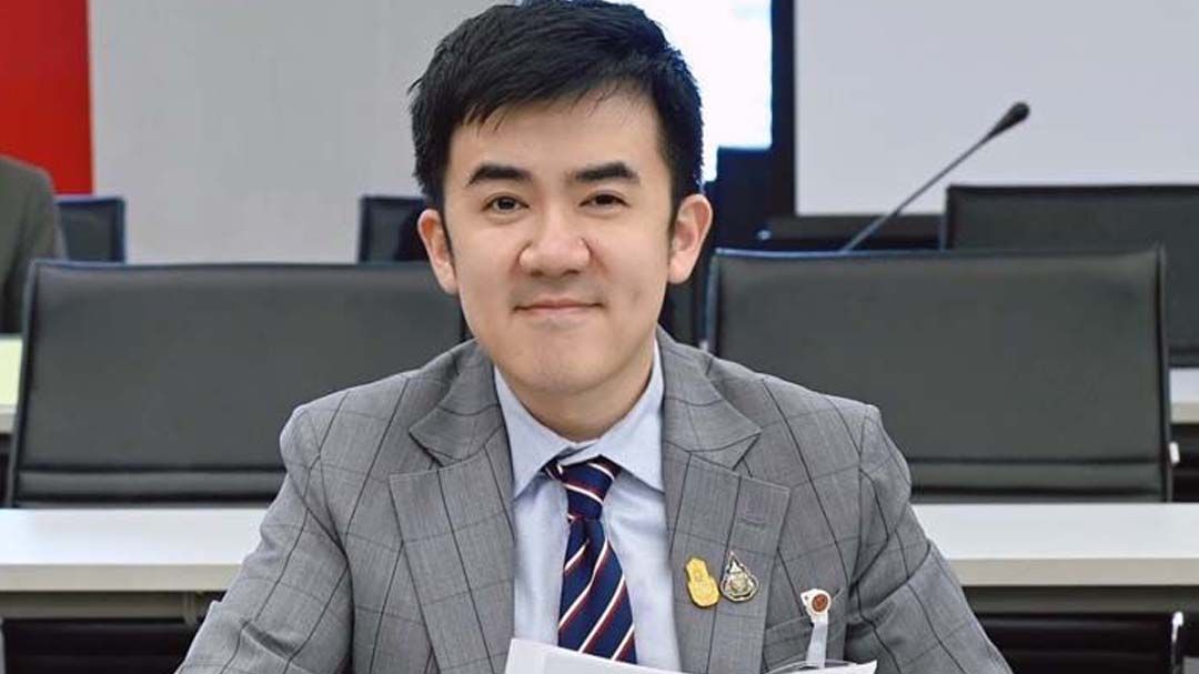 ‘เพื่อไทย’จี้รัฐบาล‘ปลดล็อก’เวลาขายแอลกอฮอล์ บ่าย 2-5 โมงเย็น หลังกฎหมายใหม่บังคับใช้แล้ว